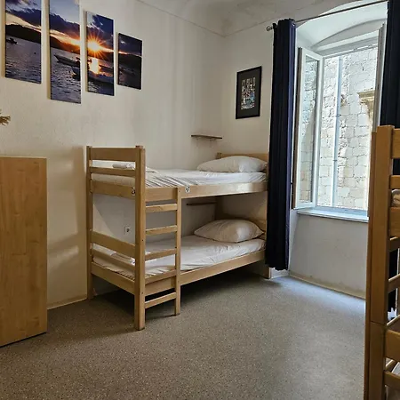 Albergue Castello *